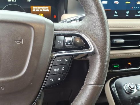 Certified 2022 Lincoln Nautilus Standard w/ Premium Package image 18