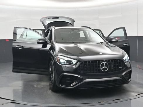 Used 2025 Mercedes-Benz GLA 35 AMG 4MATIC image 59