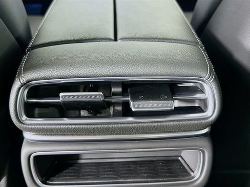 New 2026 Genesis GV80 2.5T Advanced AWD/4WD image 18
