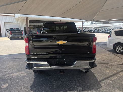 Used 2023 Chevrolet Silverado 2500 LT w/ Convenience Package AWD/4WD image 6