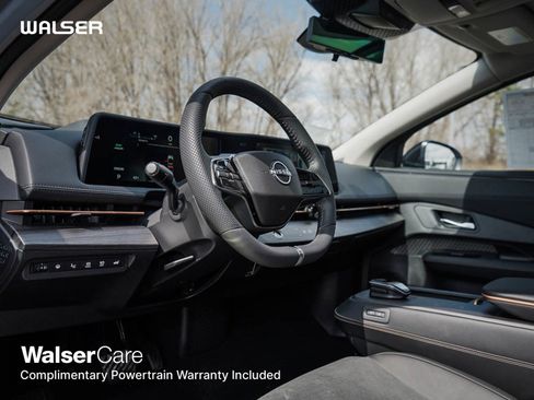 New 2025 Nissan Ariya AWD image 19