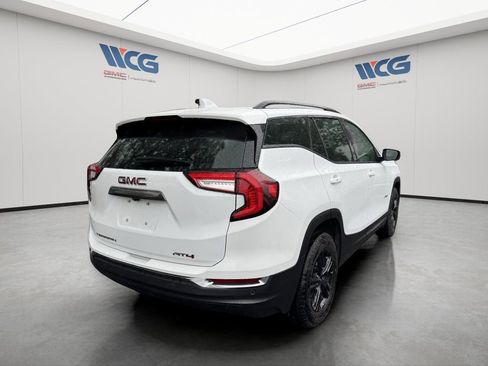 Used 2024 GMC Terrain AT4 AWD/4WD image 4