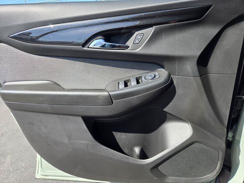 Used 2025 Chevrolet TrailBlazer LS w/ LS Convenience Package FWD image 20