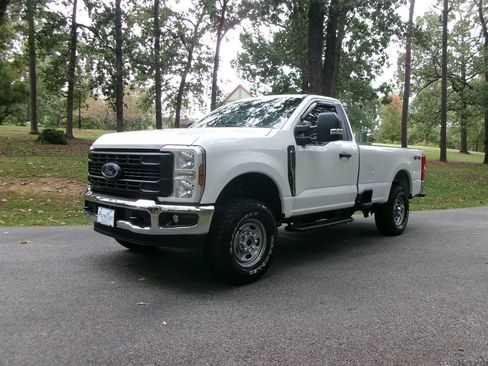 Used 2024 Ford F350 XL w/ XL Off-Road Package image 1