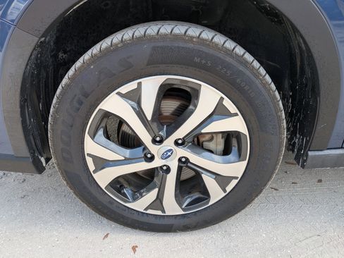 Used 2021 Subaru Outback Limited image 10