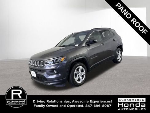 Used 2023 Jeep Compass Latitude w/ Sun and Sound Group AWD/4WD image 1