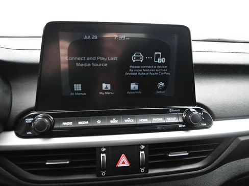 Used 2020 Kia Forte LXS FWD image 12