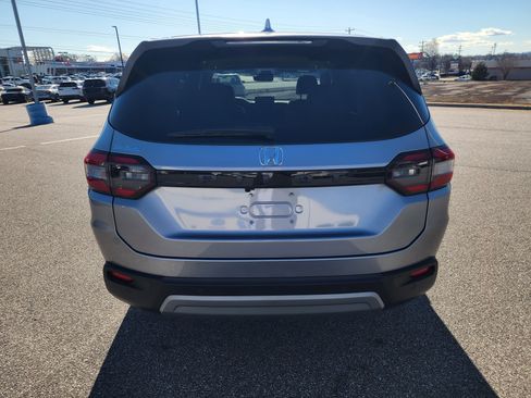 Certified 2025 Honda Pilot EX-L image 5