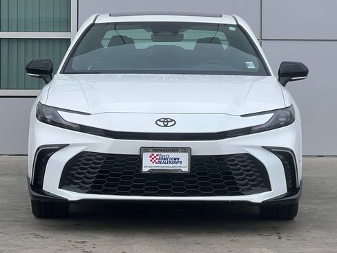 New 2026 Toyota Camry Hybrid w/ Multimedia Upgrade Package image 6