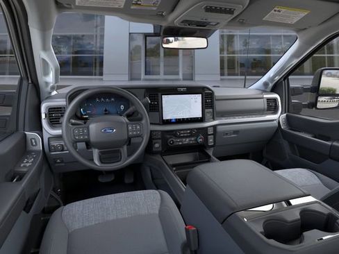 New 2026 Ford F250 XLT w/ XLT Premium Package RWD image 11