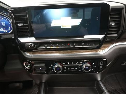 Used 2023 Chevrolet Silverado 1500 RST w/ Convenience Package II AWD/4WD image 10