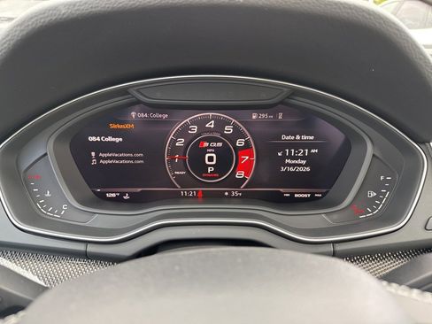 Used 2019 Audi SQ5 Prestige w/ Prestige Package image 3