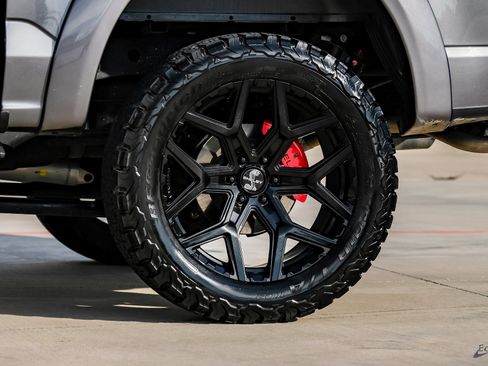 Used 2022 Ford F150 Lariat w/ Equipment Group 502A High image 94