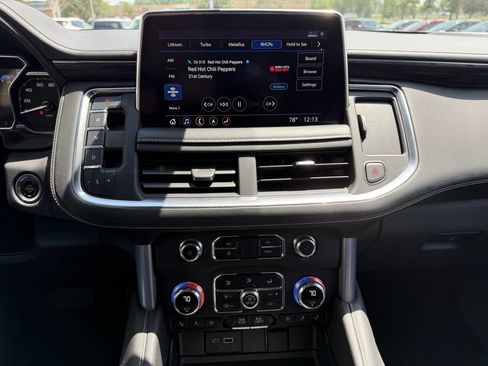 Used 2021 GMC Yukon SLT w/ SLT Luxury Plus Package AWD/4WD image 9
