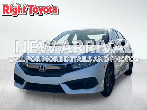 Used 2017 Honda Civic EX image 1