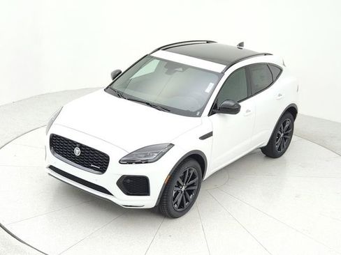 Certified 2024 Jaguar E-PACE R-Dynamic SE image 13