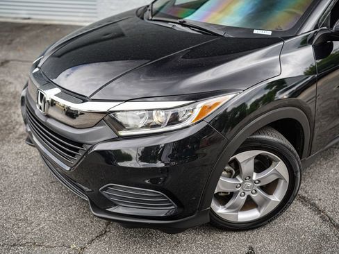 Used 2022 Honda HR-V LX image 2