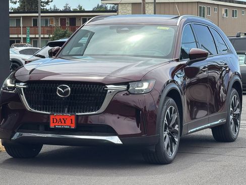 New 2026 MAZDA CX-90 Plug-In Hybrid w/ Premium Plus AWD/4WD image 8