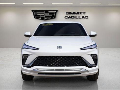 Used 2025 Buick Envista Avenir image 8