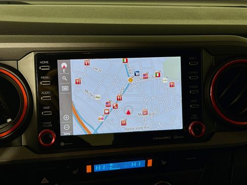 Certified 2022 Toyota Tacoma TRD Off-Road w/ TRD Premium Off Road Package image 15