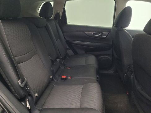 Used 2020 Nissan Rogue S w/ Special Edition Package FWD image 19