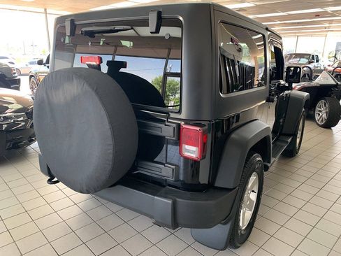 Used 2013 Jeep Wrangler Sport AWD/4WD image 6