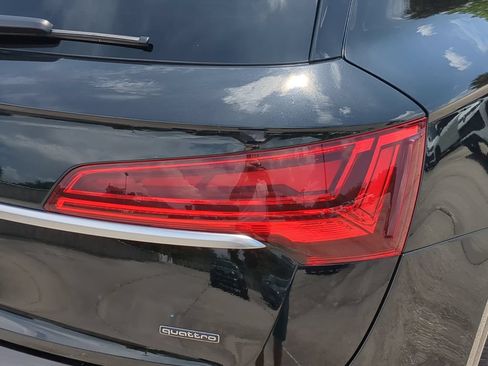 Used 2022 Audi Q5 2.0T Premium Plus w/ Premium Plus Package AWD/4WD image 8