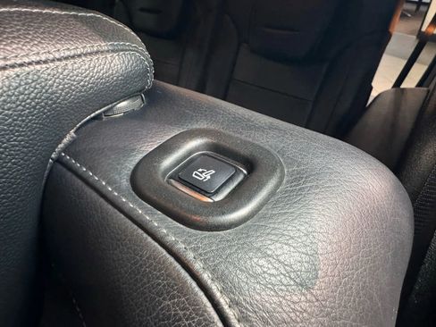 Used 2018 Mercedes-Benz GLS 550 4MATIC w/ Driver Assistance Package image 22