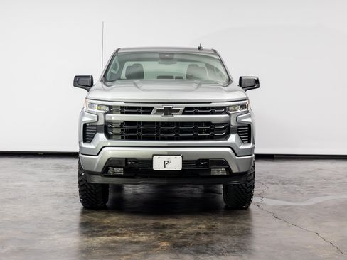 Used 2025 Chevrolet Silverado 1500 RST AWD/4WD image 2