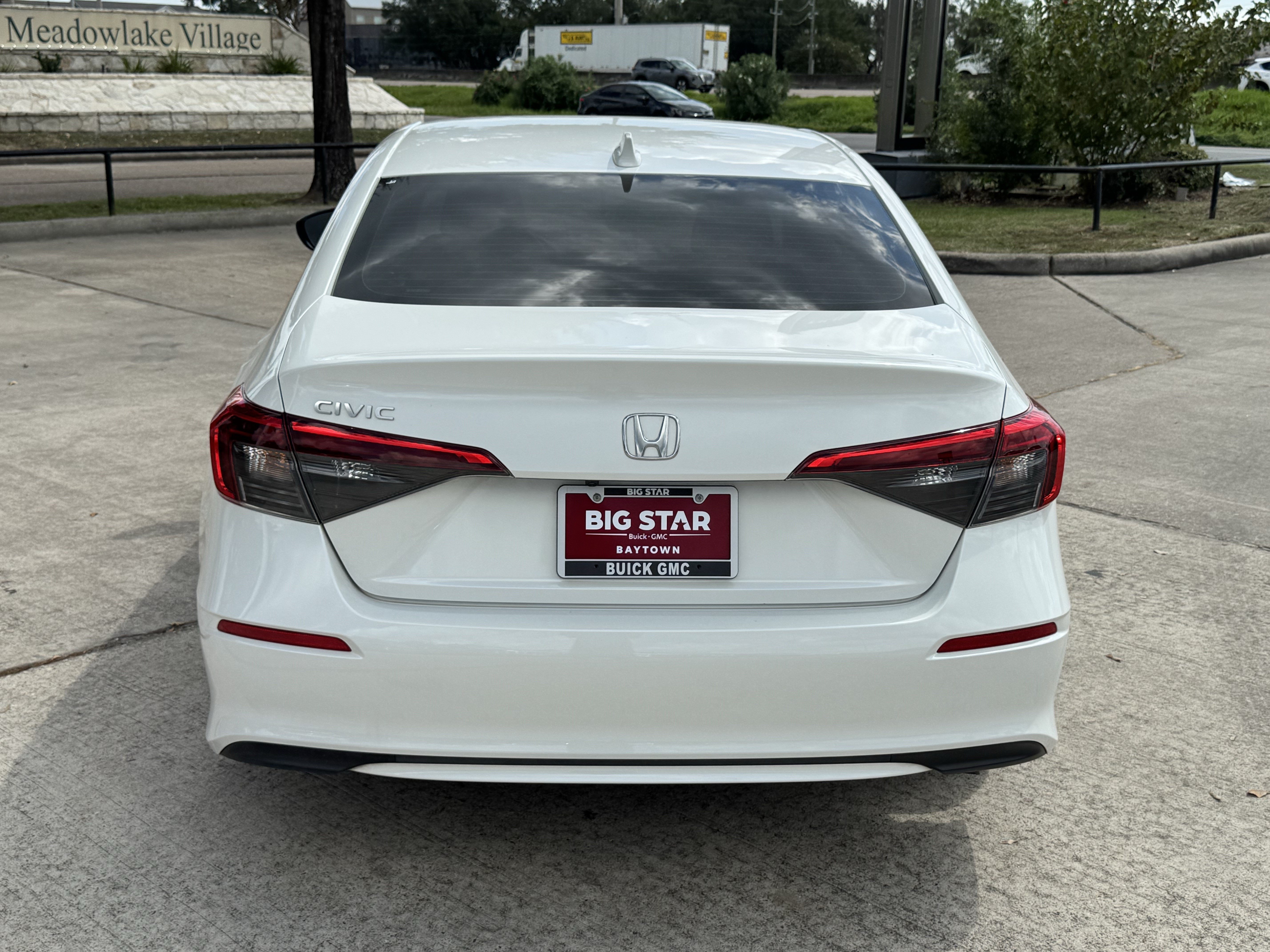 Used 2024 Honda Civic LX image 6