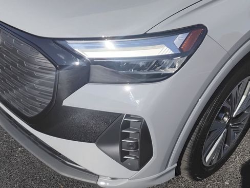 Certified 2025 Audi Q4 e-tron Premium w/ Convenience Package image 7