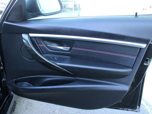 Used 2017 BMW 330i Sedan w/ Driver Assistance Package image 11