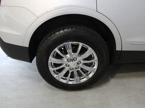 Used 2018 Cadillac XT5 Luxury w/ Driver Awareness Package FWD image 28