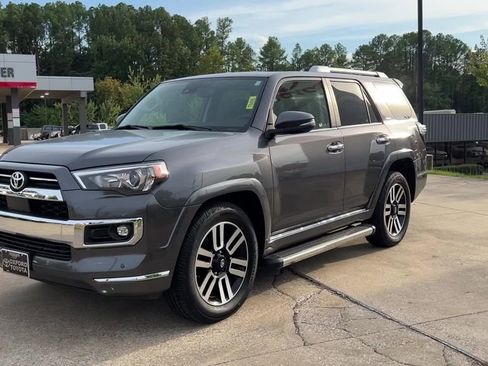 Used 2021 Toyota 4Runner Limited image 2
