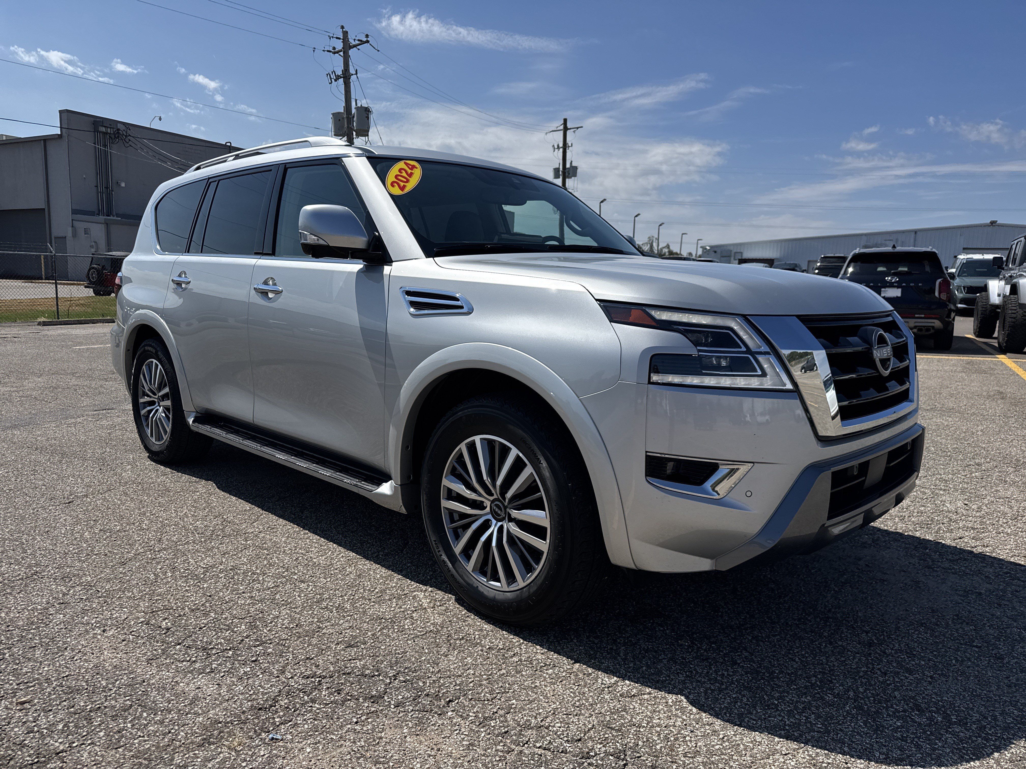 Used 2024 Nissan Armada SV RWD image 4