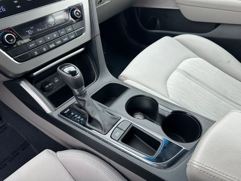 Used 2016 Hyundai Sonata SE image 30