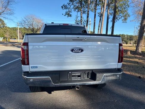 Used 2025 Ford F150 Lariat w/ Equipment Group 501A Mid image 5