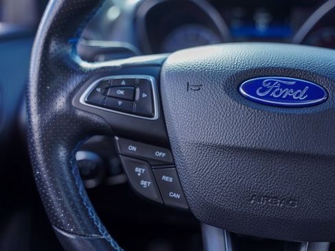 Used 2017 Ford Focus RS image 23