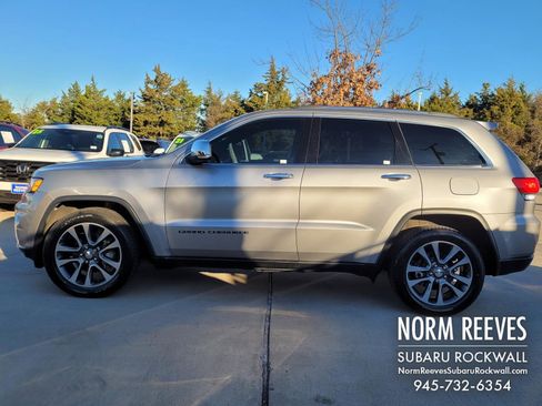 Used 2018 Jeep Grand Cherokee Limited image 22