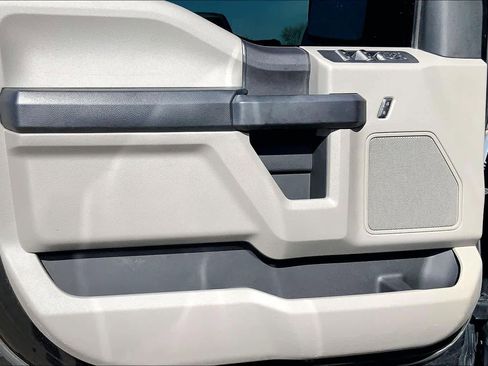 Used 2018 Ford F150 XL w/ Equipment Group 101A Mid image 22