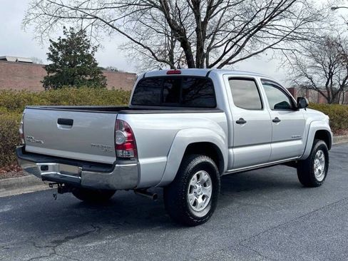 Used 2012 Toyota Tacoma PreRunner w/ SR5 Pkg RWD image 7