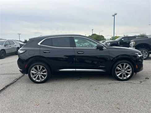Used 2022 Buick Envision Avenir w/ Technology Package II image 3