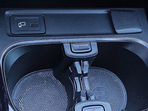 Used 2021 Mercedes-Benz GLA 250 image 29