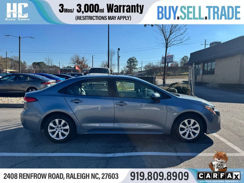 Used 2021 Toyota Corolla LE image 6