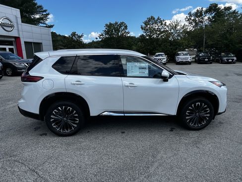 New 2026 Nissan Rogue Platinum w/ Platinum Premium Package AWD/4WD image 11