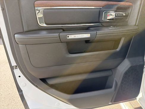 Used 2018 RAM 2500 Laramie image 28