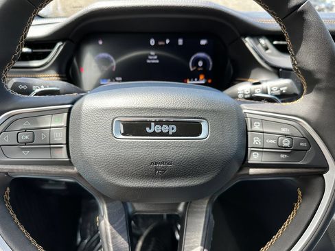 New 2026 Jeep Grand Cherokee L Limited AWD/4WD image 21