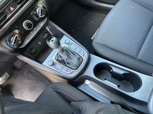 Used 2022 Hyundai Kona SEL w/ Cargo Package AWD/4WD image 25