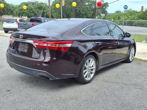 Used 2013 Toyota Avalon XLE Touring FWD image 5