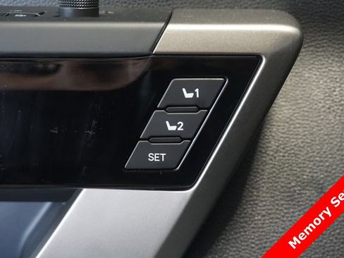 New 2026 Toyota Tundra Limited AWD/4WD image 7